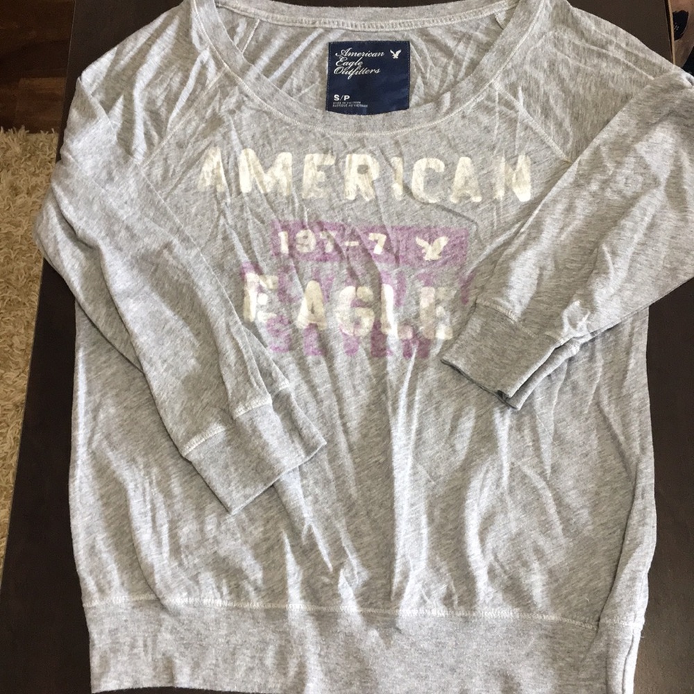 3/4 sleeve American Eagle shirt